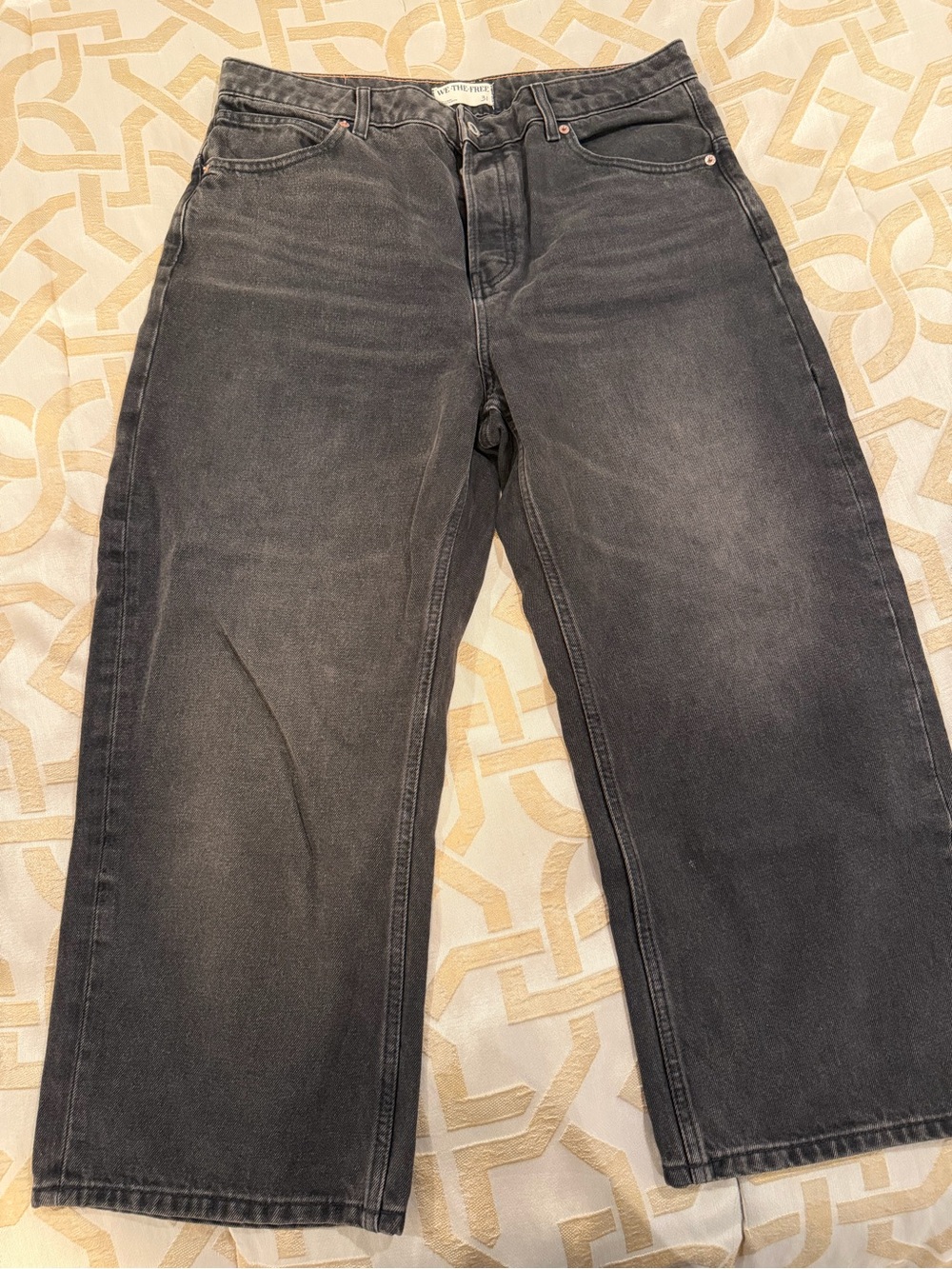 Women’s Black Washed Straight-Leg Jeans